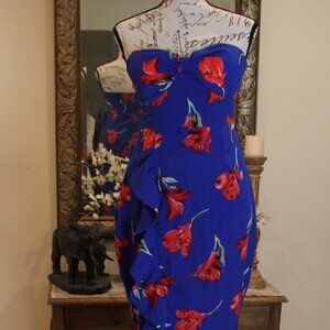 Beautiful strapless blue and red flowers dress